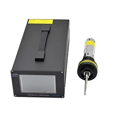 Ultrasónico de 40 kHz en química orgánica con bocina de titanio